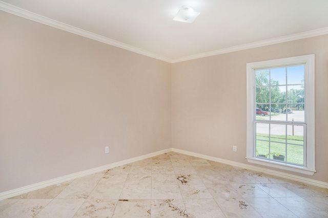 6319 Hollow Pines Drive, Houston, TX 77049