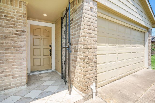 6319 Hollow Pines Drive, Houston, TX 77049