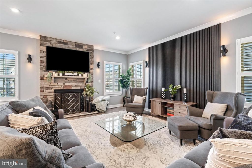 Image 2 of property listing at 6938 CARDOZO ST, New Market, MD 21774