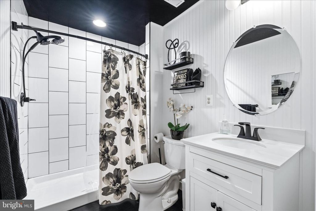Image 26 of property listing at 6938 CARDOZO ST, New Market, MD 21774