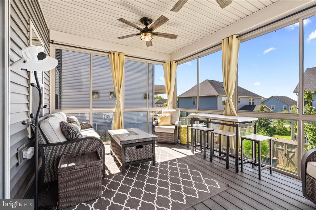 Image 27 of property listing at 6938 CARDOZO ST, New Market, MD 21774