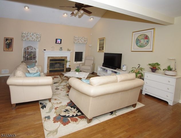 67 Sullivan Dr, West Orange Twp., NJ 07052