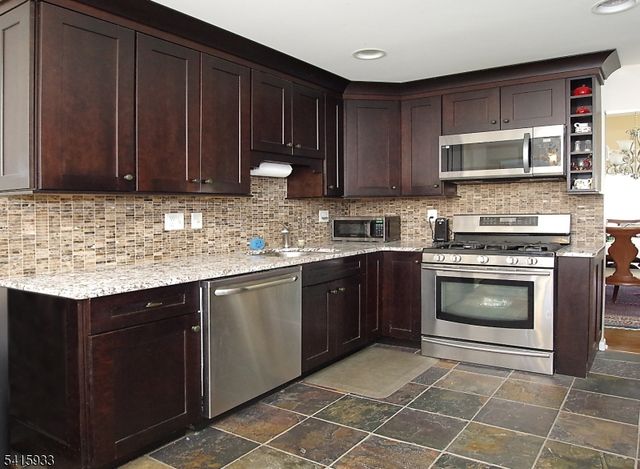 67 Sullivan Dr, West Orange Twp., NJ 07052