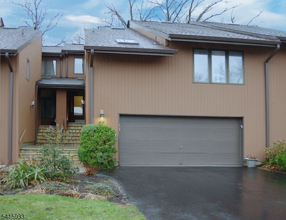 67 Sullivan Dr, West Orange Twp., NJ 07052