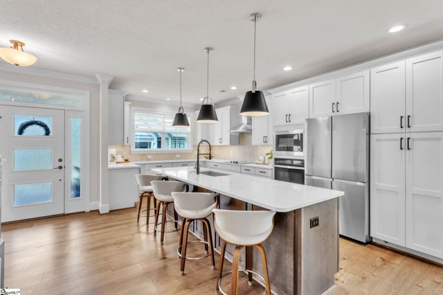 119 Winding Rock Road, Simpsonville, SC 29680