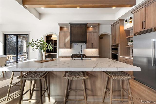 1597 Vista Drive, Oakland, MI 48363