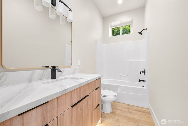 13 Clematis Lane, Bellingham, WA 98229