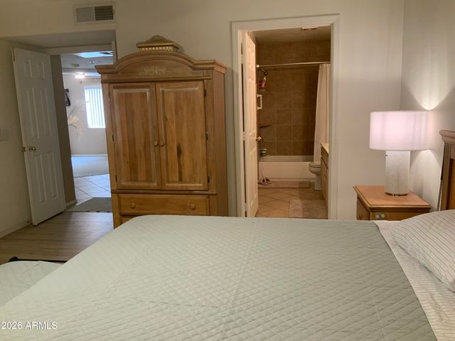9745 N 95TH Street 130, Scottsdale, AZ 85258