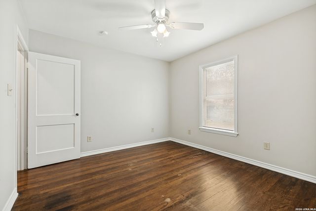 118 New Haven Dr, San Antonio, TX 78209