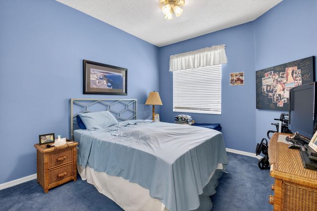 6248 Petunia Road, Delray Beach, FL 33484