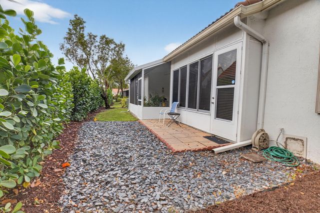 6248 Petunia Road, Delray Beach, FL 33484