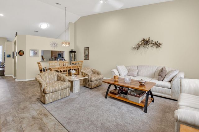 6248 Petunia Road, Delray Beach, FL 33484