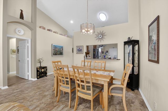 6248 Petunia Road, Delray Beach, FL 33484