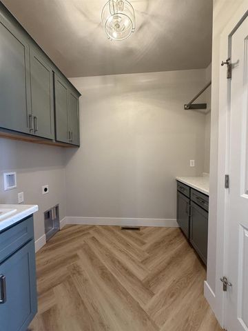 2973 GEORGETOWN PLACE, Menasha, WI 54952