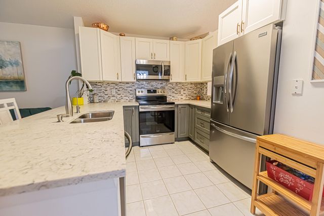 695 NW San Remo Circle, Port St. Lucie, Port St Lucie, FL 34986