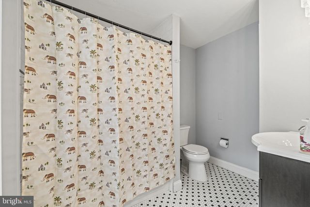 3436 INDIAN QUEEN LN, Philadelphia, PA 19129