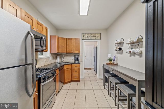 3436 INDIAN QUEEN LN, Philadelphia, PA 19129