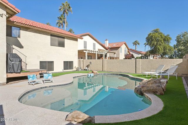 1255 W SEA SHELL Drive, Gilbert, AZ 85233