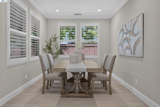 2758 Sea Horse Ct, Hayward, CA 94545