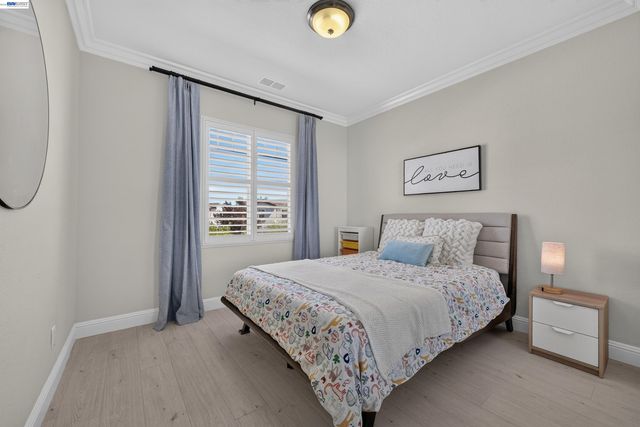 2758 Sea Horse Ct, Hayward, CA 94545