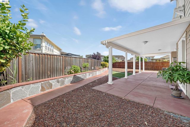 2758 Sea Horse Ct, Hayward, CA 94545