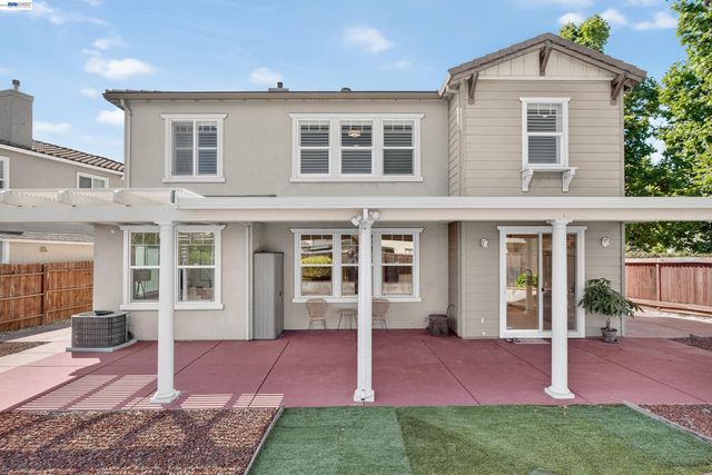 2758 Sea Horse Ct, Hayward, CA 94545