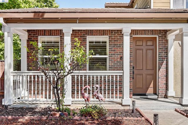 2758 Sea Horse Ct, Hayward, CA 94545