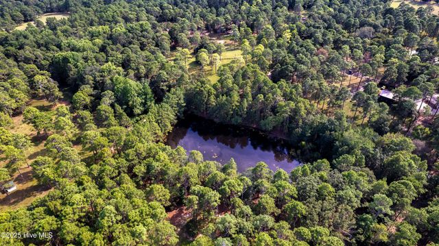 292 Bump A Long Lane, Southern Pines, NC 28387