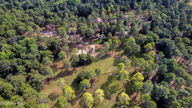 292 Bump A Long Lane, Southern Pines, NC 28387