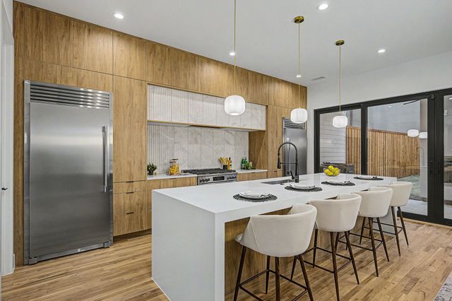 5811 Hudson Street, Dallas, TX 75206