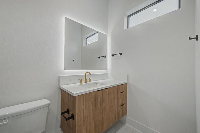 5811 Hudson Street, Dallas, TX 75206