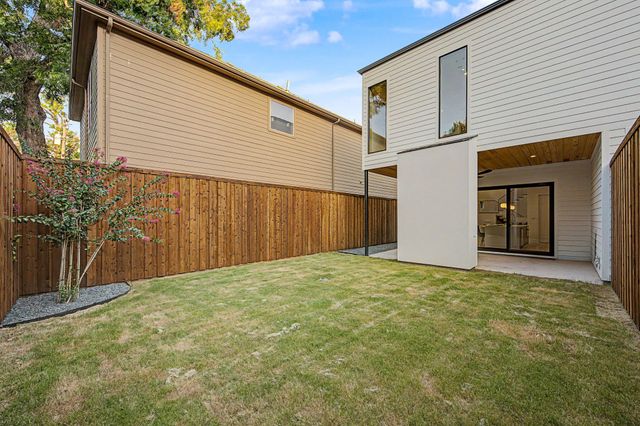 5811 Hudson Street, Dallas, TX 75206