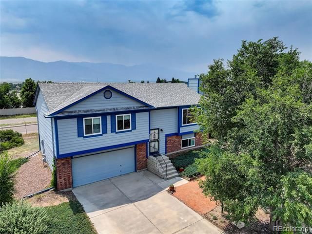 5230 Bradley Circle, Colorado Springs, CO 80911