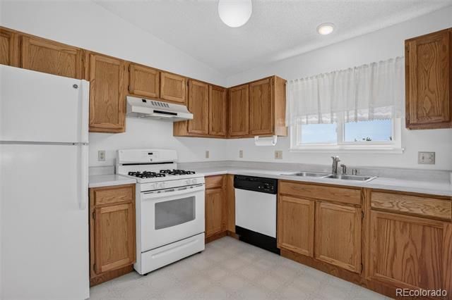 5230 Bradley Circle, Colorado Springs, CO 80911