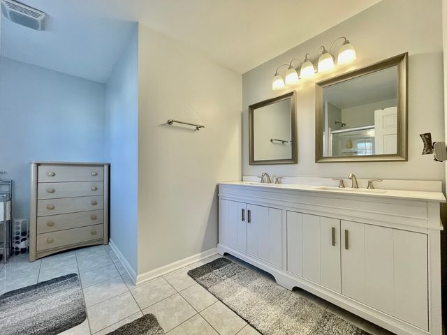 1055 Christine Lane, Antioch, IL 60002