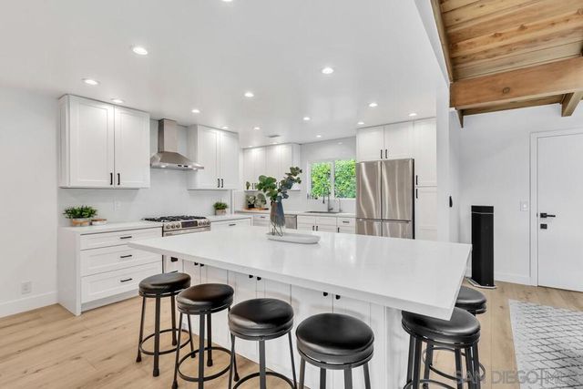 2612 Miller, Escondido, CA 92029