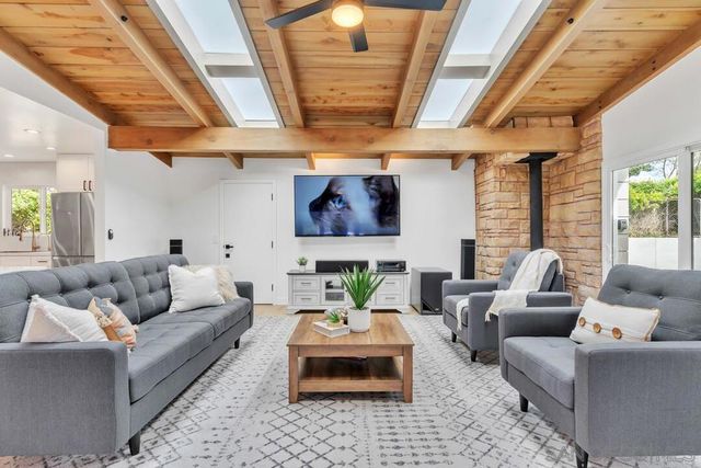 2612 Miller, Escondido, CA 92029