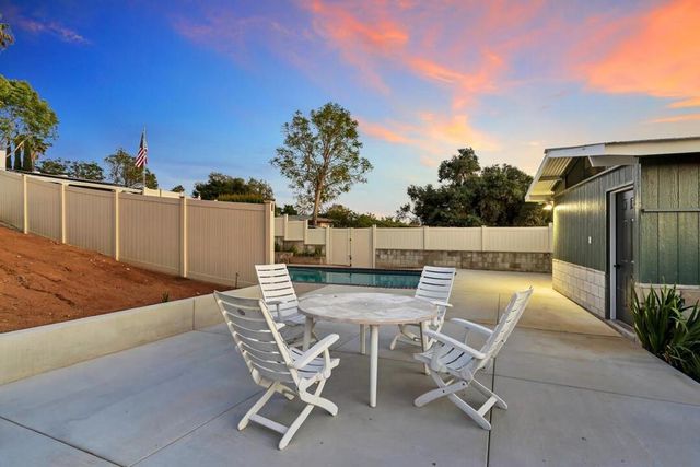 2612 Miller, Escondido, CA 92029