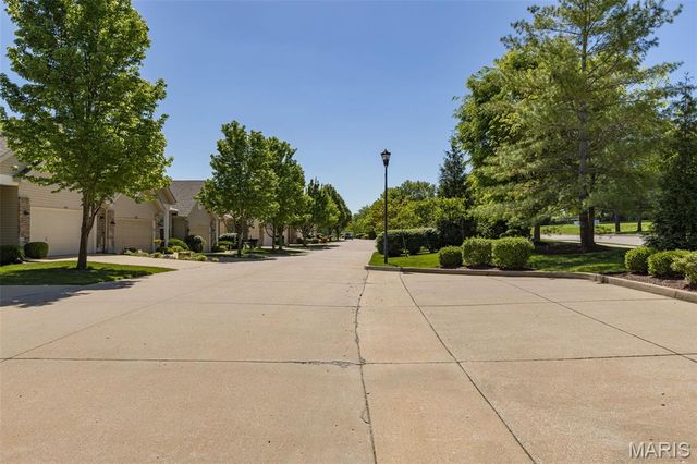 116 Baxter Commons Drive, Manchester, MO 63011