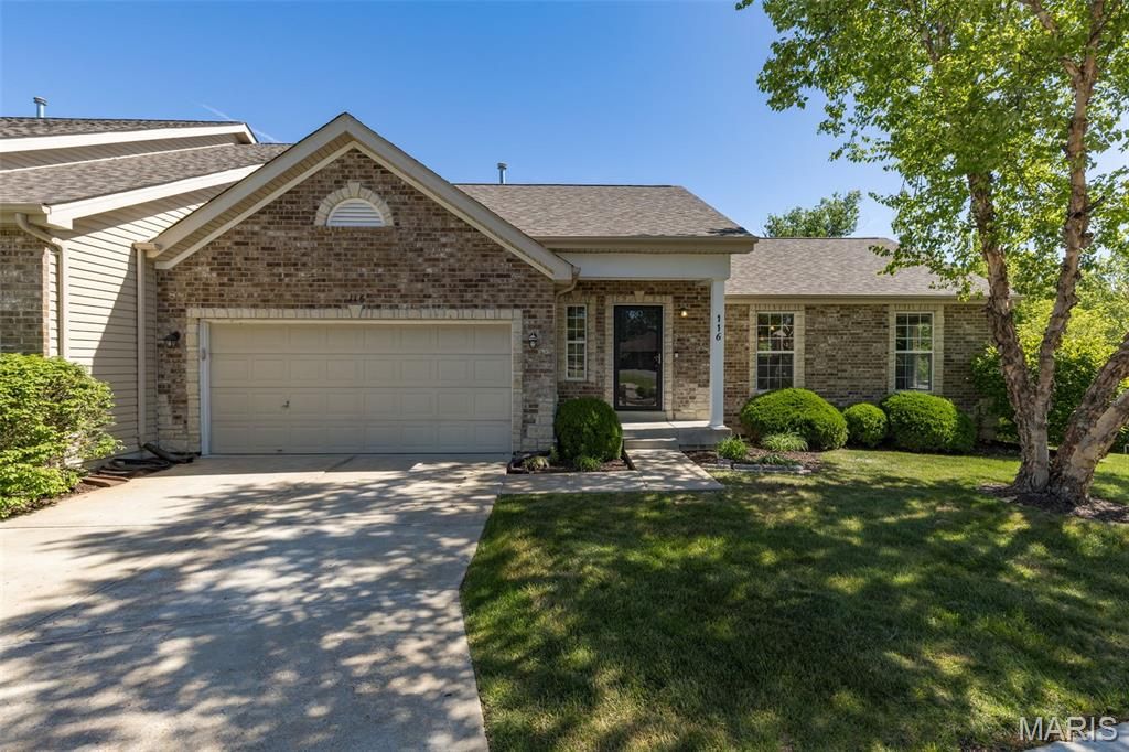116 Baxter Commons Drive, Manchester, MO 63011