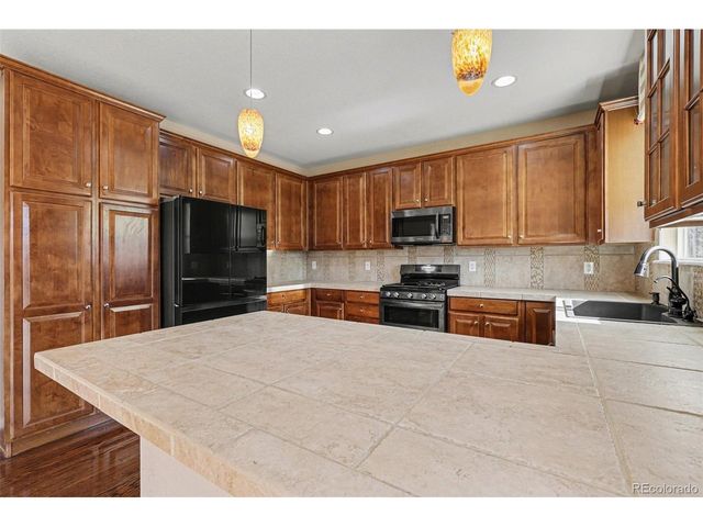 10734 Telluride St, Commerce City, CO 80022