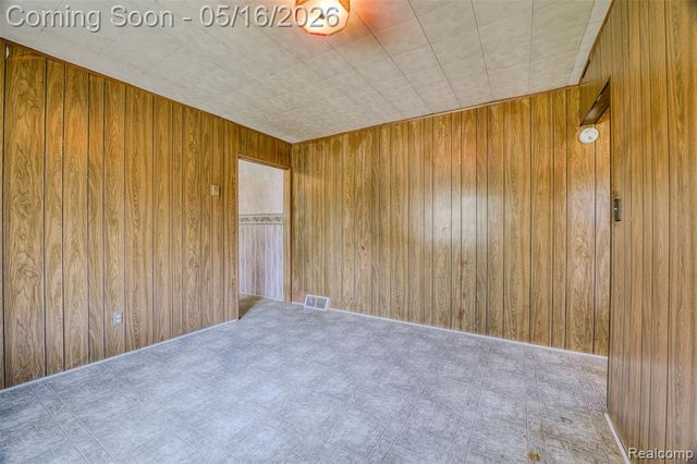 3518 N Shimmons Circle, Auburn Hills, MI 48326