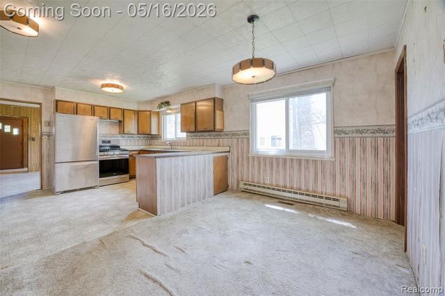 3518 N Shimmons Circle, Auburn Hills, MI 48326