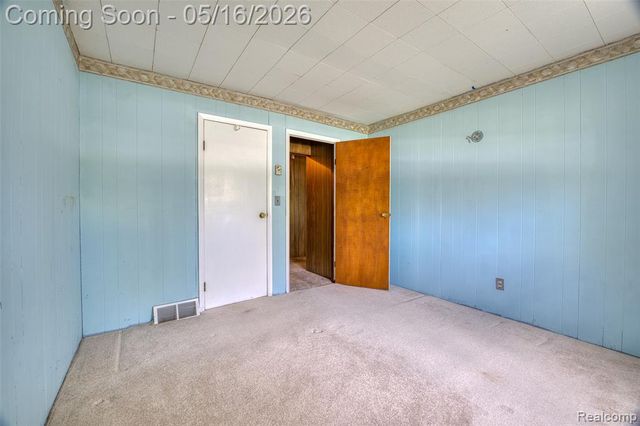 3518 N Shimmons Circle, Auburn Hills, MI 48326