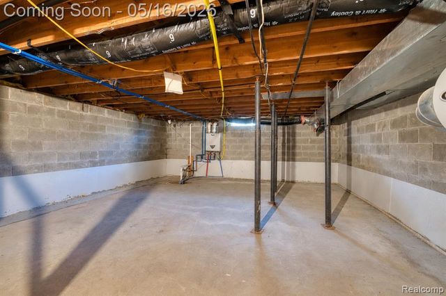 3518 N Shimmons Circle, Auburn Hills, MI 48326