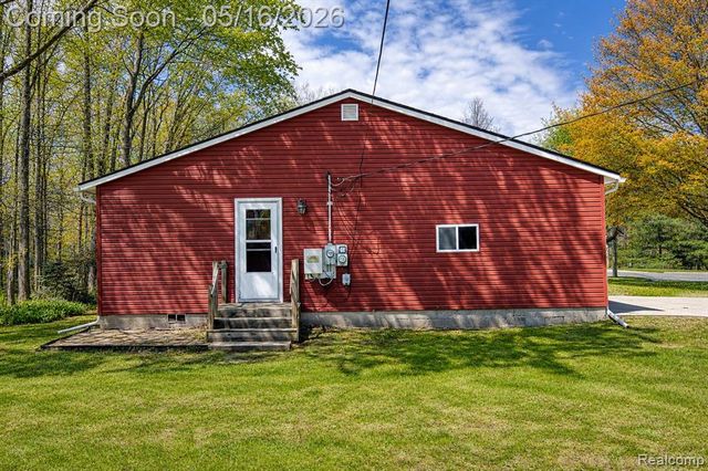 3518 N Shimmons Circle, Auburn Hills, MI 48326