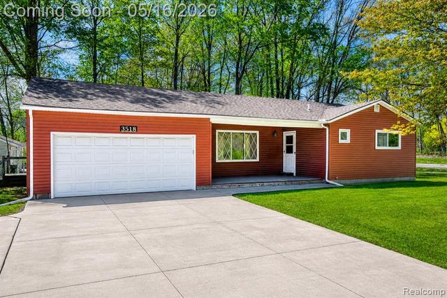 3518 N Shimmons Circle, Auburn Hills, MI 48326