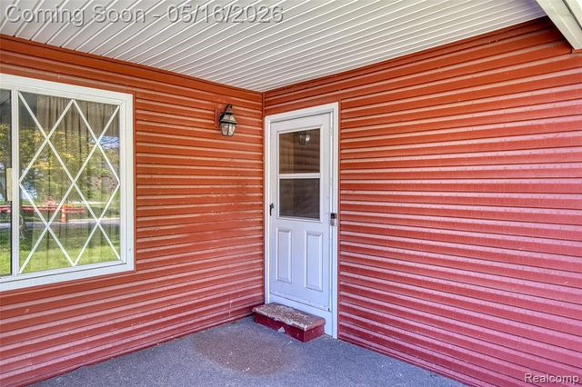 3518 N Shimmons Circle, Auburn Hills, MI 48326