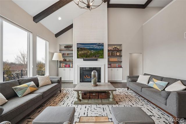 16900 Red Dragon Place, Wildwood, MO 63011