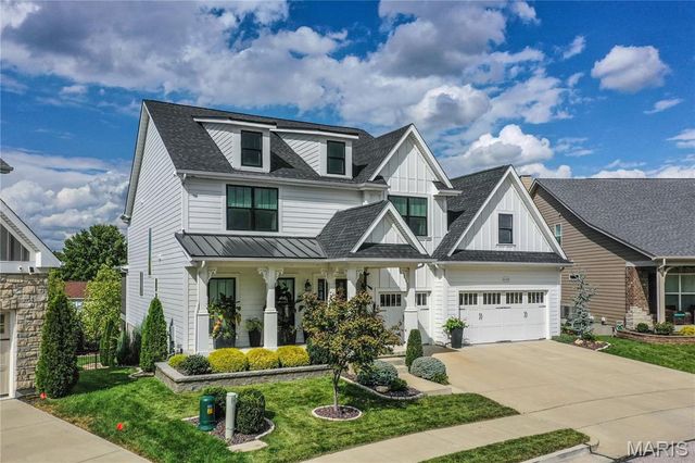 16900 Red Dragon Place, Wildwood, MO 63011